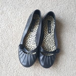American Eagle- size 9 Black flats
